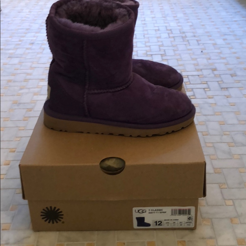 UGG purple toddler size 12 boots EUC